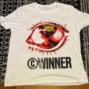 shirt i never wore that i bought and want to sell quickly